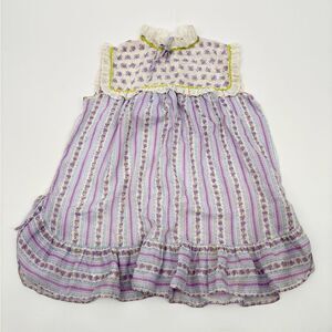 Her majesty | vintage little girls sun dress with purple floral print and lace